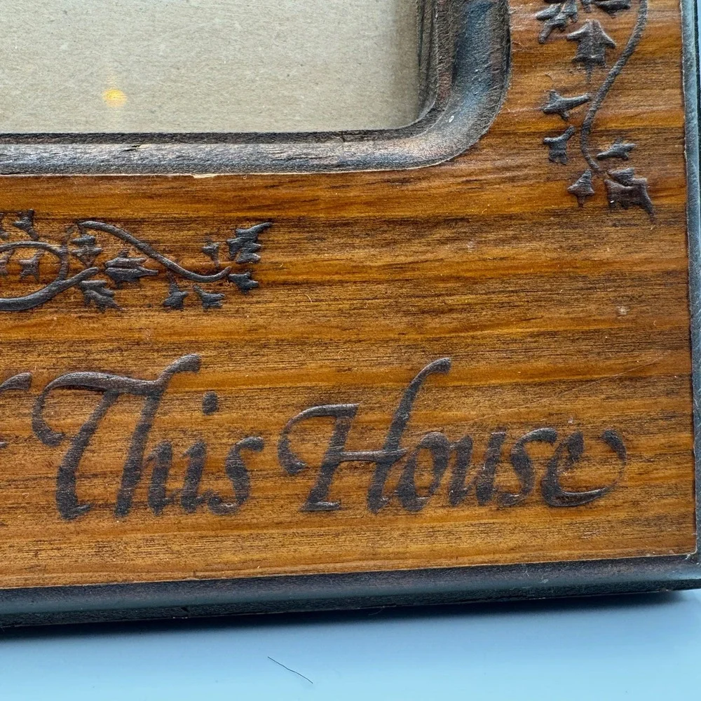 Wood‎ Picture Frame Christ is The Head of This House Floral 5x7 Brown